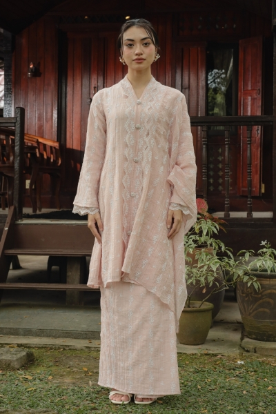 Dinda Kebarung Dusty Pink (With Selendang)